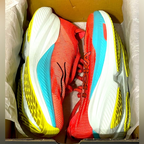 Hoka Shoes - Hoka Mach X 2 - Women’s 7 - Grapefruit/Electric Coral - EUC